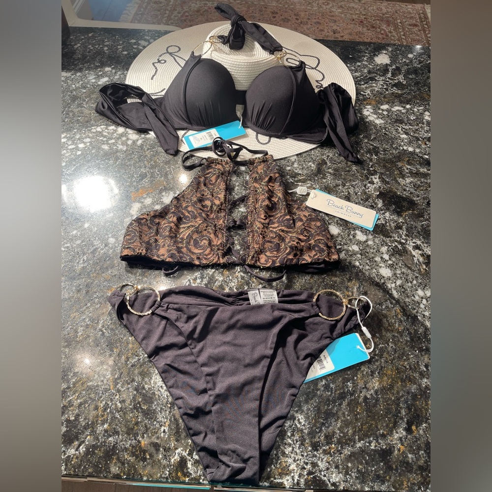 SOLD OUT:three pieces XL Lisa push-up top, L gunpowder and lace, L Nadia bottoms